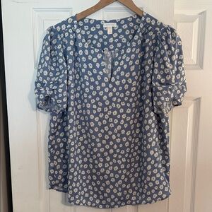 crown & ivy Blue Daisy-Print Puff Sleeve Blouse